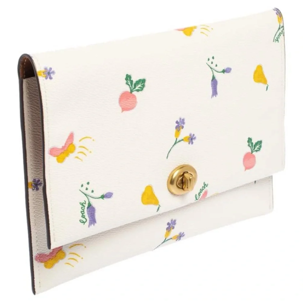 Coach Turnlock Pouch/Clutch in Garden Print